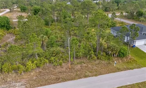 1141 Corry St E, Lehigh Acres, FL 33974 photo 4