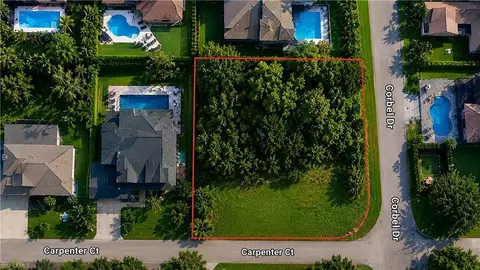 527 Carpenter Ct, Naples, FL 34110 photo 4
