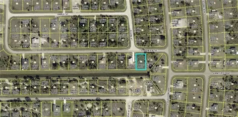 1058 Chadwick Ave, Lehigh Acres, FL 33974