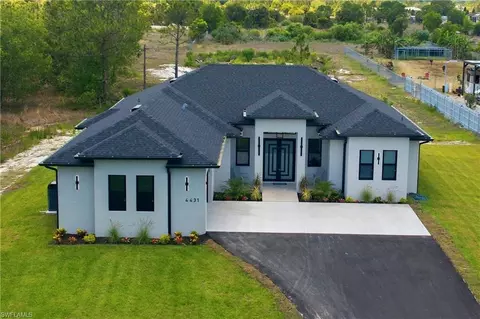 4431 Everglades Blvd N, Naples, FL 34120
