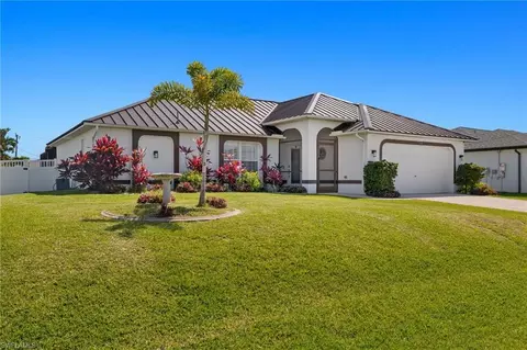 148 SW 31st St, Cape Coral, FL 33914