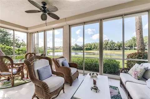 2070 Aberdeen Ln #101, Naples, FL 34109