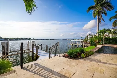 Exterior - 1942 Kingfish Rd, Naples, FL 34102 photo 10 of 10