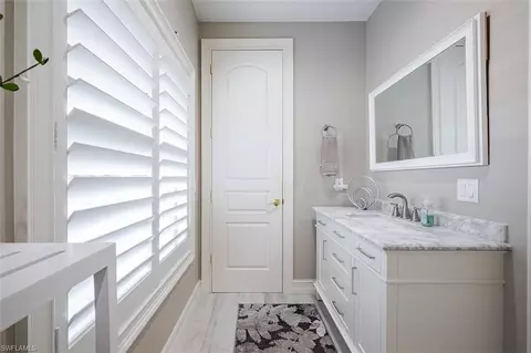Bath - 1942 Kingfish Rd, Naples, FL 34102 photo 3 of 3