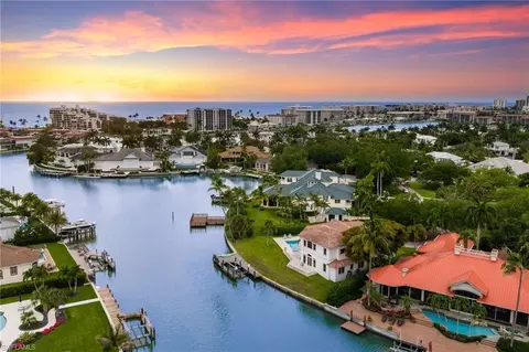View/Area - 350 Bow Line Bnd, Naples, FL 34103 photo 2 of 2