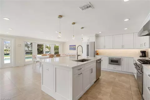 Kitchen - 350 Bow Line Bnd, Naples, FL 34103 photo 2 of 2