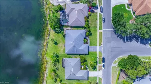 View/Area - 9882 Campbell Cir, Naples, FL 34109 photo 5 of 10