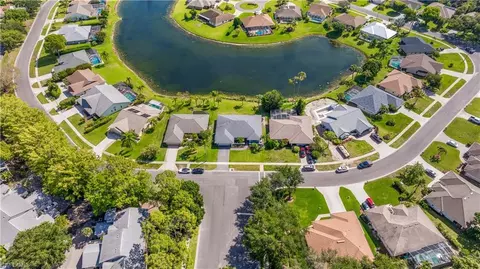 View/Area - 9882 Campbell Cir, Naples, FL 34109 photo 6 of 10