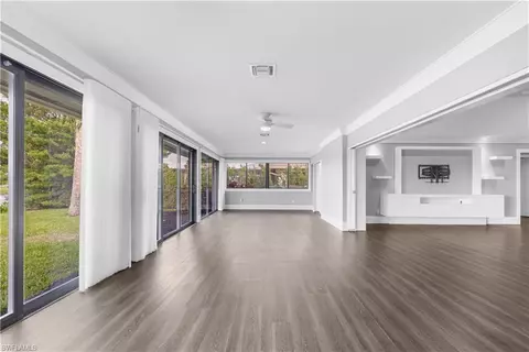 Living - 9882 Campbell Cir, Naples, FL 34109 photo 10 of 12