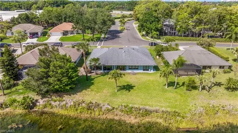 View/Area - 9882 Campbell Cir, Naples, FL 34109 photo 2 of 10