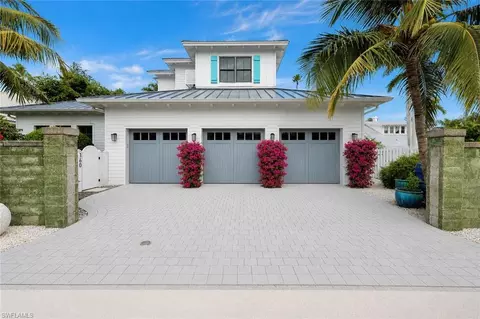 Exterior - 160 Broad Ave S, Naples, FL 34102 photo 6 of 8