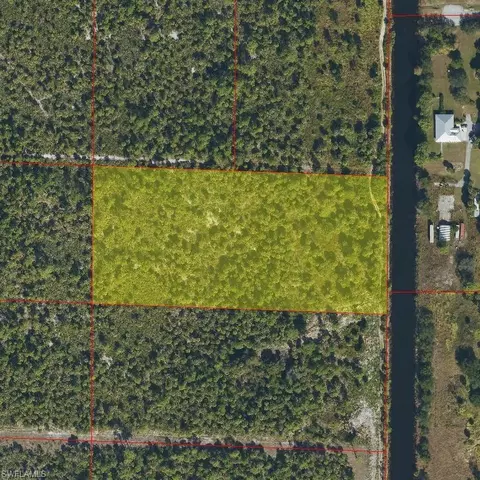 2030 Woodland Estates Rd, Naples, FL 34117