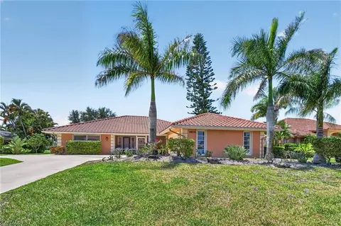 9879 El Greco Cir, Bonita Springs, FL 34135