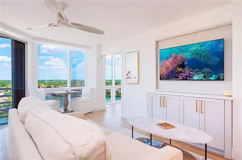 4751 Gulf Shore Blvd N #1204, Naples, FL 34103