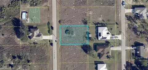 735 Oakridge Ave S, Lehigh Acres, FL 33974