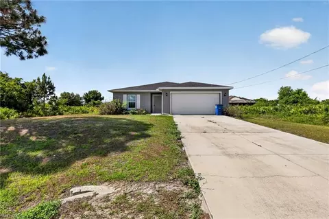 3911 14th St SW, Lehigh Acres, FL 33976