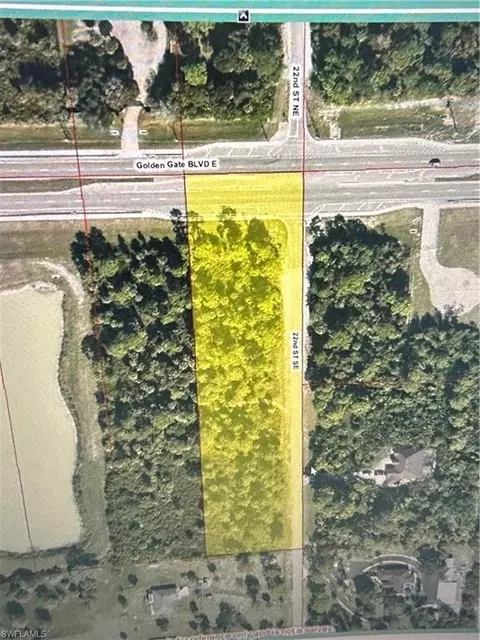 22 Nd St SE, Naples, FL 34117
