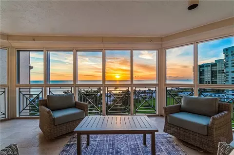 4021 Gulf Shore Blvd N #702, Naples, FL 34103