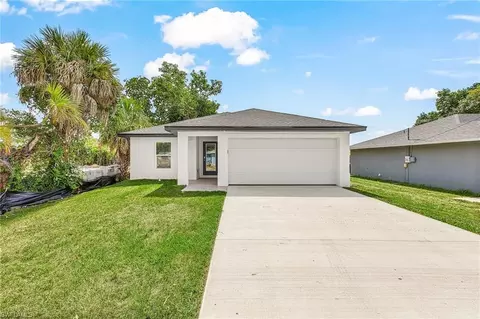 2161 Ben St, Fort Myers, FL 33916