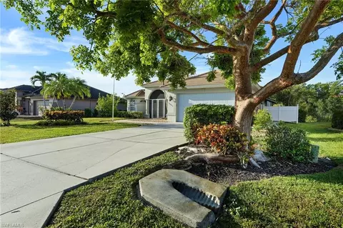 18421 Royal Hammock Blvd, Naples, FL 34114