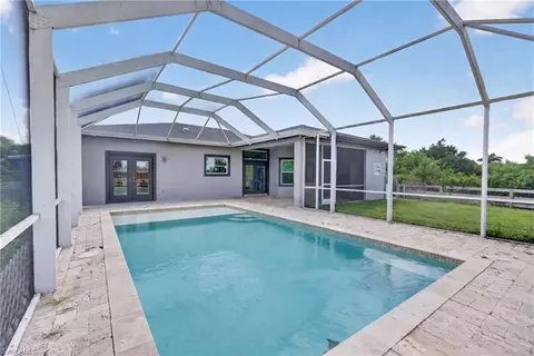 2863 Everglades Blvd N, Naples, FL 34120