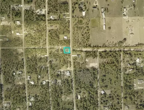 3406 E 22nd St, Alva, FL 33920 photo 5