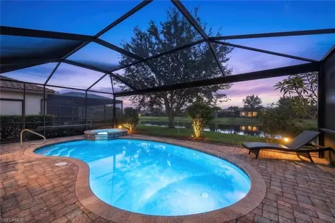 3742 Treasure Cove Cir, Naples, FL 34114