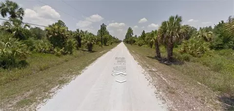 30 Th Ave SE, Naples, FL 34120