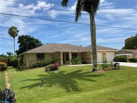 5232 Raintree Ln, Naples, FL 34113
