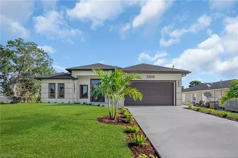 2506 51st St SW, Lehigh Acres, FL 33976
