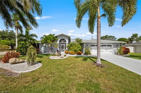 3410 Country Club Blvd, Cape Coral, FL 33904