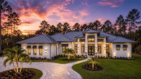 5025 Boxwood Way, Naples, FL 34116