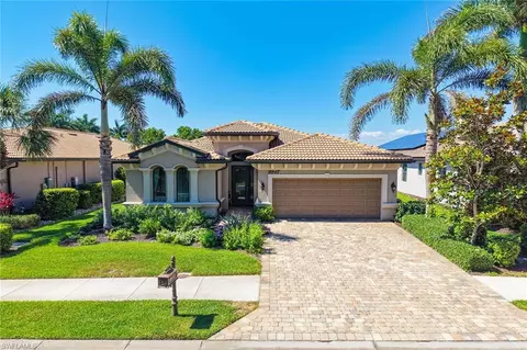 9917 Alhambra Ln, Bonita Springs, FL 34135