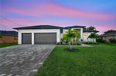 3724 SW 3rd St, Cape Coral, FL 33991