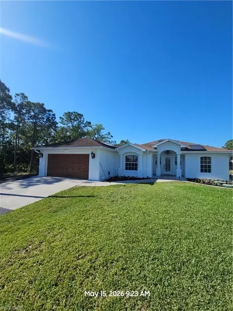 4048 33rd Ave NE, Naples, FL 34120