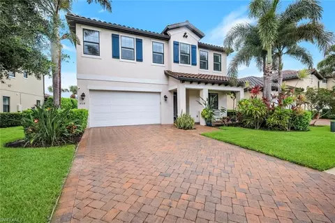 Exterior - 4118 Raffia Dr, Naples, FL 34119 photo 2 of 9