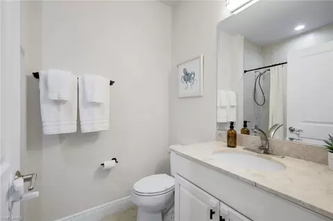 Bath - 4118 Raffia Dr, Naples, FL 34119 photo 4 of 5