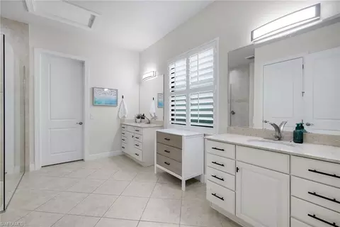 Bath - 4118 Raffia Dr, Naples, FL 34119 photo 2 of 5
