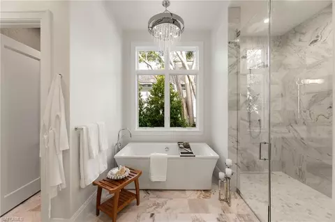 Bath - 3455 Gin Ln, Naples, FL 34102 photo 1 of 5