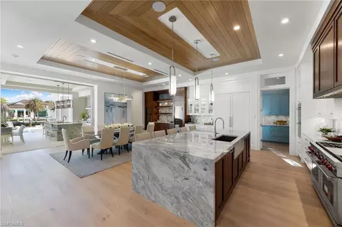 Kitchen - 3455 Gin Ln, Naples, FL 34102 photo 2 of 4