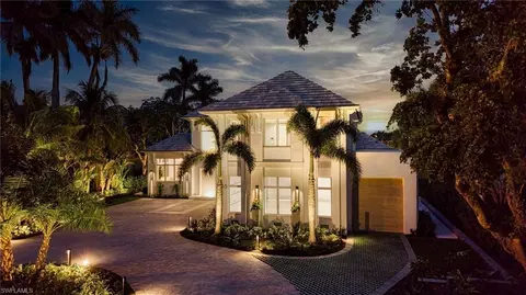 Exterior - 3455 Gin Ln, Naples, FL 34102 photo 8 of 12