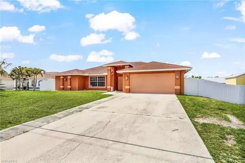 5547 Barth St, Lehigh Acres, FL 33971