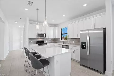 Kitchen - 20549 Pebble Glen Dr, Estero, FL 33928 photo 7 of 8