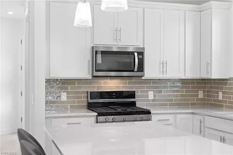 Kitchen - 20549 Pebble Glen Dr, Estero, FL 33928 photo 2 of 8