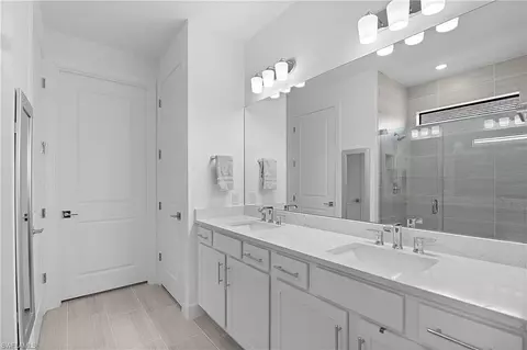 Bath - 20549 Pebble Glen Dr, Estero, FL 33928 photo 2 of 4