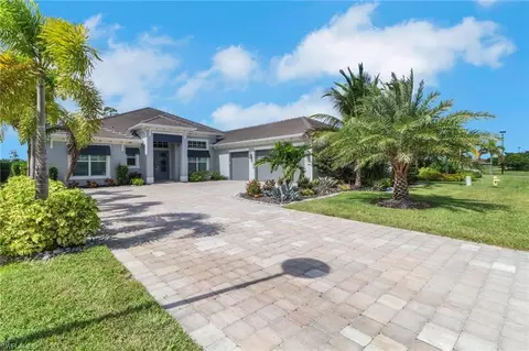 18660 Wildblue Blvd, Fort Myers, FL 33913