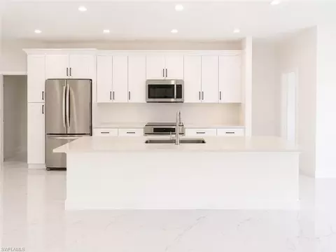 303 W 7th St, Lehigh Acres, FL 33972