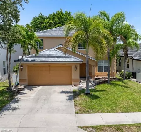 8364 Laurel Lakes Blvd, Naples, FL 34119