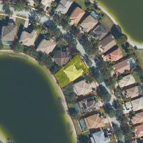 2075 Par Dr, Naples, FL 34120