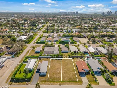 686 97th Ave N, Naples, FL 34108 photo 23